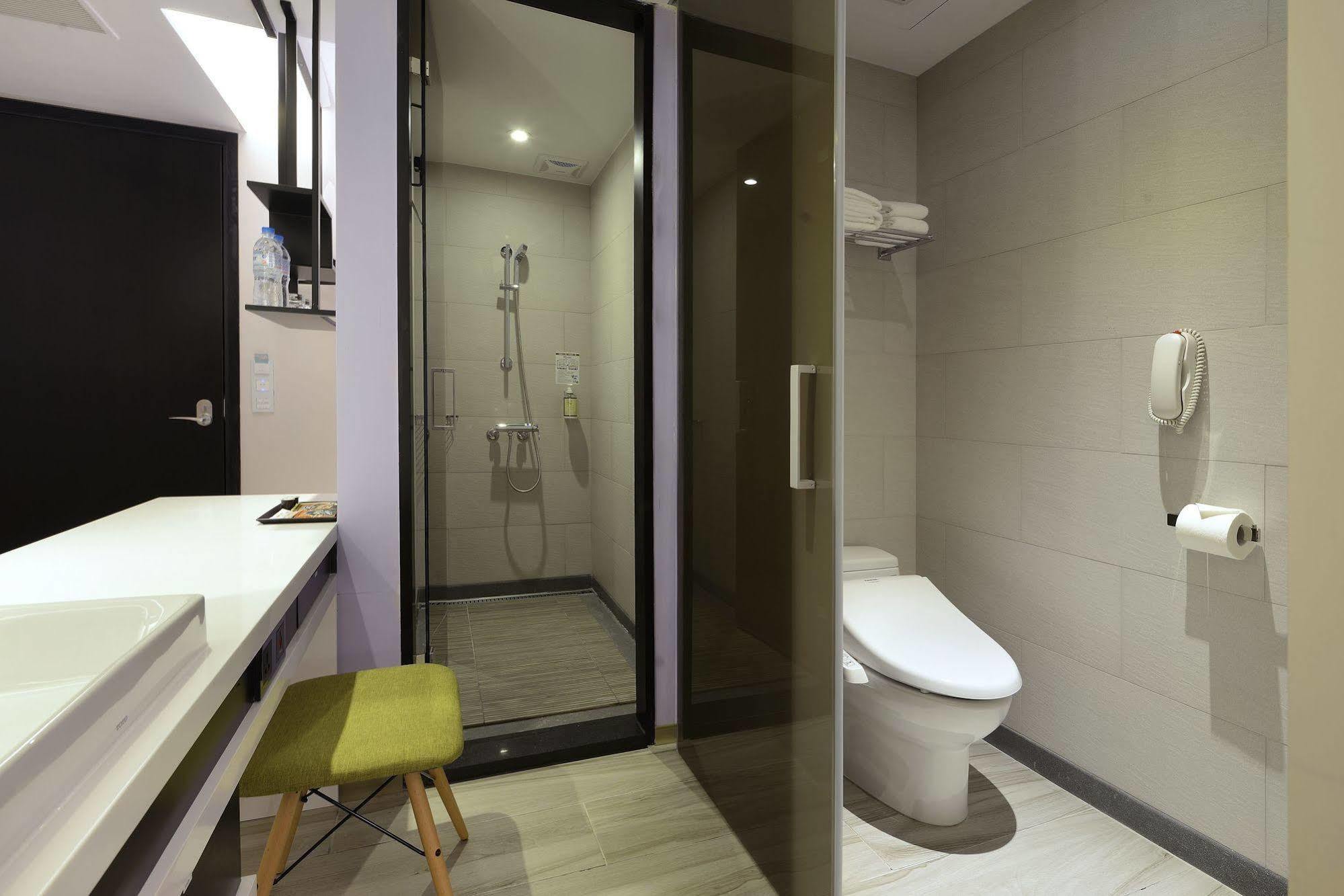 Uinn Business Hotel-Shihlin Taipei Exterior foto